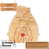 ours en bois gravé représentant une famille