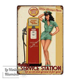 Plaque Métal Vintage Bettie's Service Station - Le Vintage Illuminé